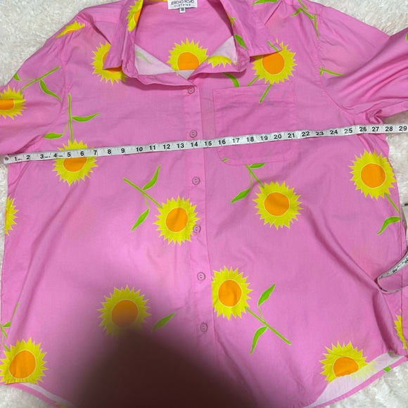 Jericho Road Clothing Sunny Days Oversized Shirt Button Up Pink Floral Size 18 - Picture 4 of 11